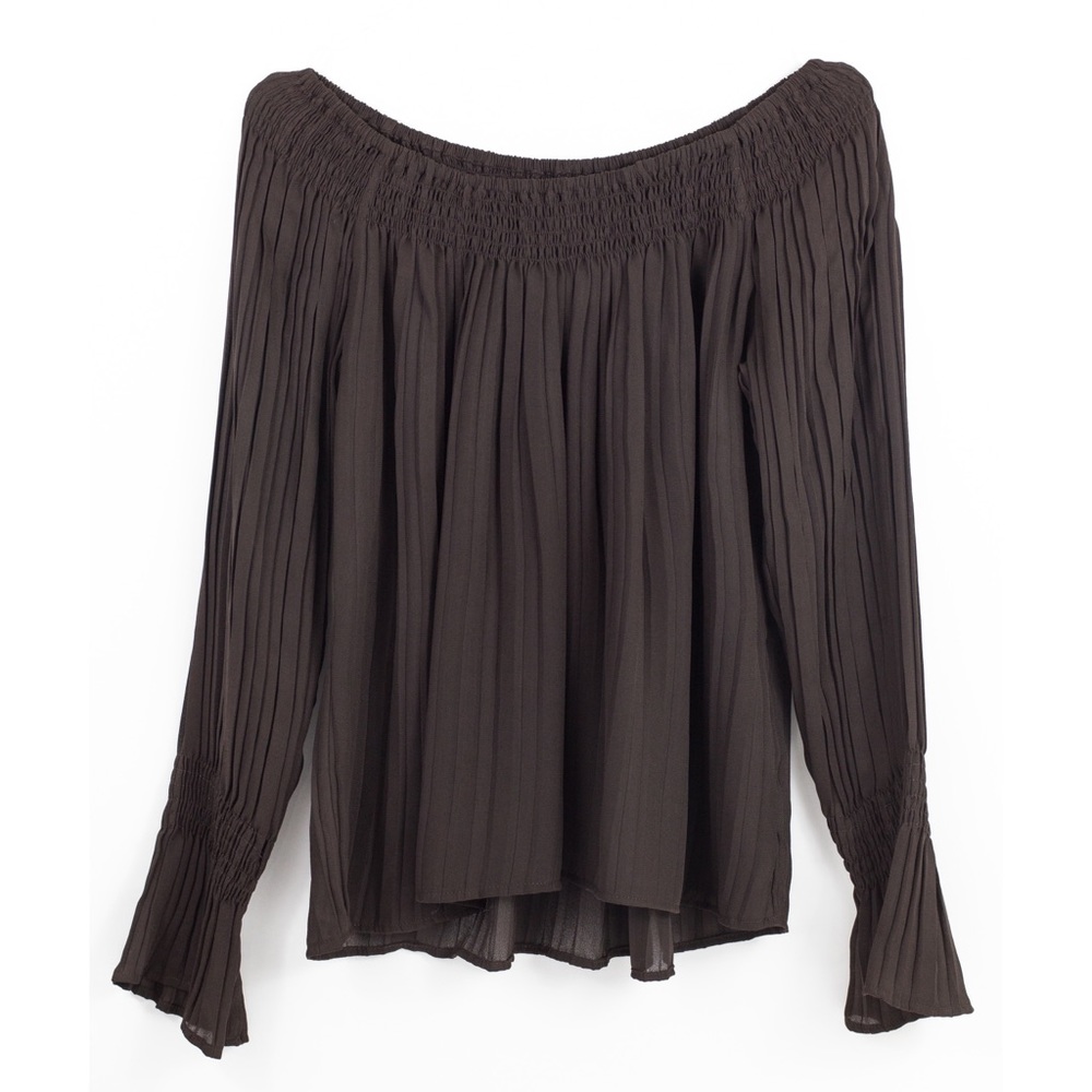 Off the Shoulder top size M